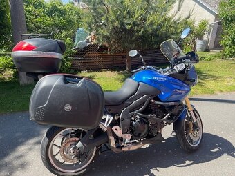 Triumph Tiger 1050 - 5