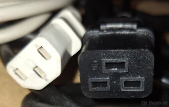 Nápájecí a prodlužovací kabely 230V - 5