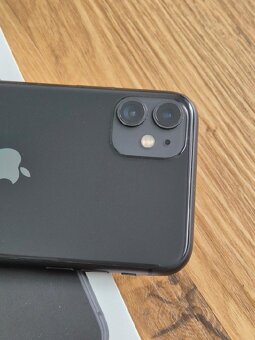 iPhone 11 128gb kapacita baterie 94% - 5