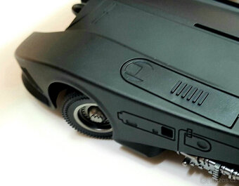 1:18 Batmobile 1989 Model Car with Sound Light - 5