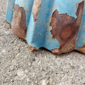 Stará litinová forma na bábovku - 5