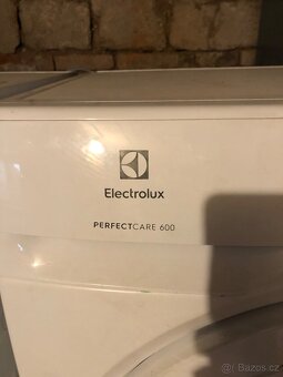 Set pračka a sušička na 8kg Electrolux Perfect Care 600 - 5