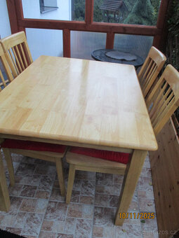 Jídelní stůl + 4 židle - 5