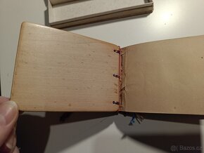 Staré krabičky a plakety - 5