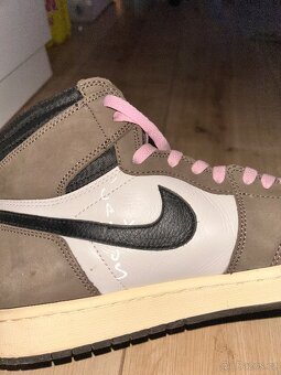 “Nike Air Jordan 1 High - Travis Scott Dark Mocha” - 5