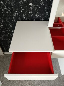 Toaletní stolek Ikea Brimnes - 5
