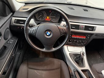 BMW 316i E90 - 5