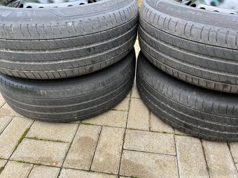 4x plechový disky 5x112 R16, letní pneu 50% - 5
