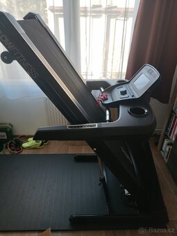 Běžecký pás Flow Fitness T2i - 5