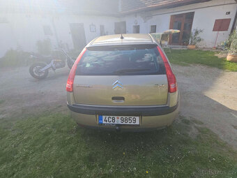 Citroen C4 1.4I 16V - 5