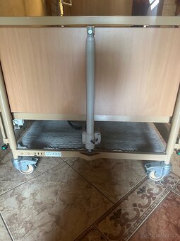 Elektrická polohovací postel - 5
