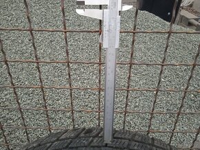 Zimní pneumatiky s diskem 175/70 R14 - 5