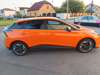 Mg4 Comfort elektro auto baterie 64kwh NEHAVAROVANÉ - 5