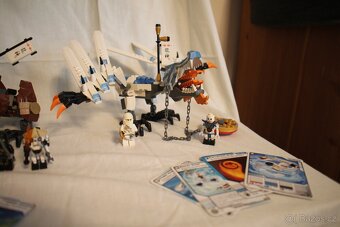 LEGO Ninjago 2011 - 3 sety + minifigurky a příslušenství - 5
