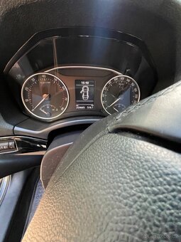 Škoda Octavia 1.2 tsi dsg 77kw  2010 - 5