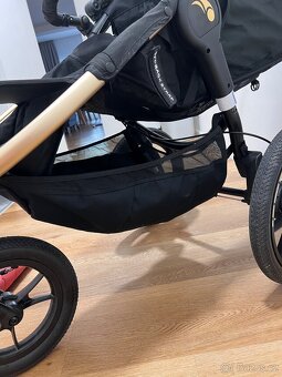 Kočárek Babyjogger Summit X3 - 5
