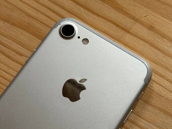 Apple IPhone 7 - 128GB Silver, 100% baterie - 5