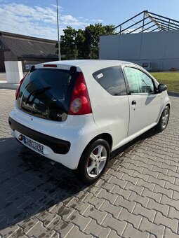 Peugeot 107 - 5