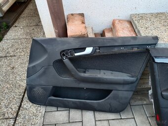 AUDI A3 2004- LEVÉ ZADNÍ DVEŘE KOMPLET V EL. ŠEDO - 5