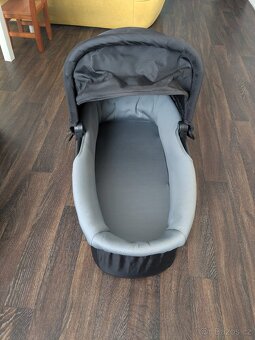 Thule Urban Glide 2 s korbou a dalším příslušenstvím - 5