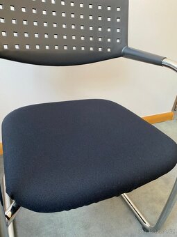 Kancelářská židle - Vitra Visavis (PC 8 600,-) 4ks - 5