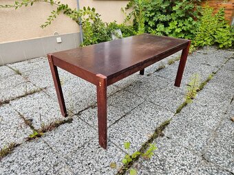 Dřevěný konferenční stolek - 5