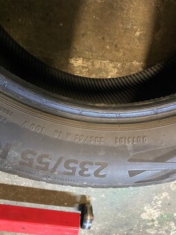 Pneu 235/55R18 100V - 5