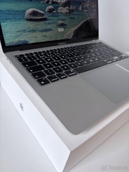 MacBook Air M1 Stříbrný CZ | TOP stav - 5