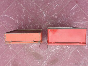 Prodám 2x plechové autolékarničky - 5