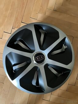 Poklice na kola KIA - 5