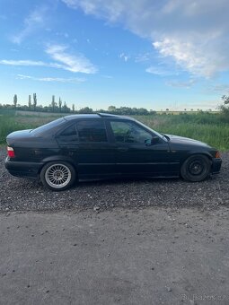 BMW E36 320i sedan - 5