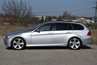 BMW e91 320d 120 kW 6st, DKLIMA, VÝHŘEV, TEMPOMAT, ALU17 - 5