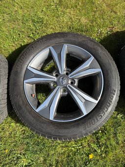 Alu TOYOTA C-HR, top stav, 215/60 R17 - 5