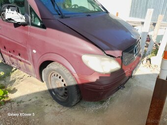 Mercedes Benz Vito W639 - kompletní předek bílá a červená - 5