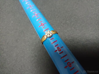 Zlatý prsten s diamanty; 2,28g, 57mm, certifikát - 5