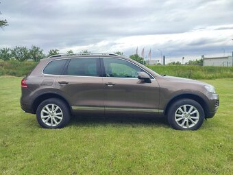 VW TOUAREG 7P 3.0TDi 176kW 2011 ČR - 5