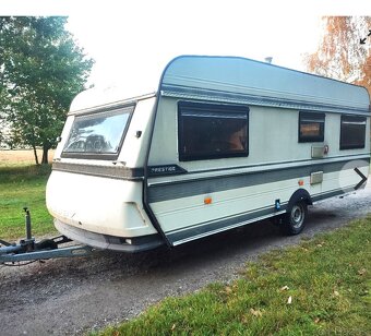 Karavan Hobby 520 + uzavíratelný předstan - 5