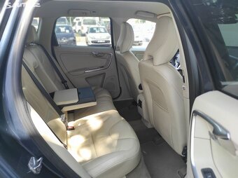 Volvo XC60 2.4 D5 158 kW TOP VÝBAVA AUTOMAT 4x4 ČR 2.MAJ. - 5