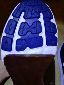 Boty Under Armour Surge 3 vel. 47,5 - 5