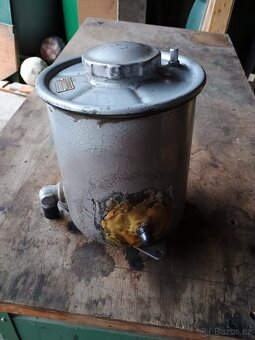 OLEJOVÁ NÁDRŽ POSILOVAČE ŘÍZENÍ ZETOR - 5