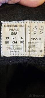 Prodám pán.brusle CROWNED vel.39 - 5