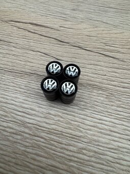 Čepičky na ventilky VW - 5
