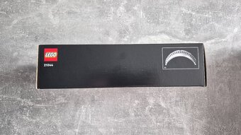 Lego Architecture Skylines Paris 21044 - 5