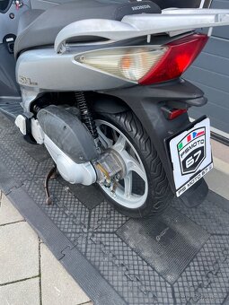 Honda Sh 125i rok 2006 pouze 13895 po 1 majitel - 5