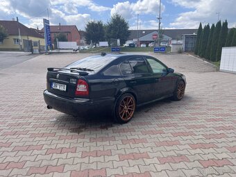 Škoda Octavia 1.8T RS AUQ (2002) - 5