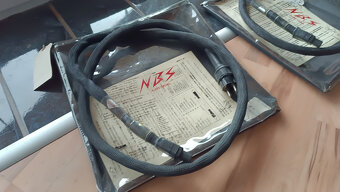 NBS Monitor 1 - C15 - 1,8m - org. balení - 5