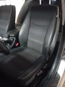 Interier BMM e90 318d r.v 2008 - 5