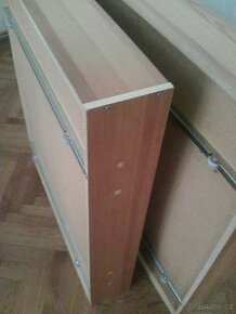 2 šuplíky na kolečkách - úložný prostor pod postel, - 5