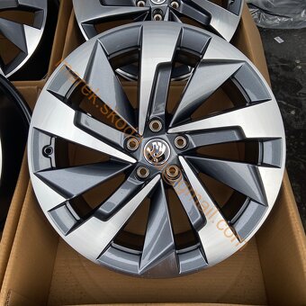 NOVÁ HALTI 19" ŠKODA ALU ANTRACIT KODIAQ 2 - 5