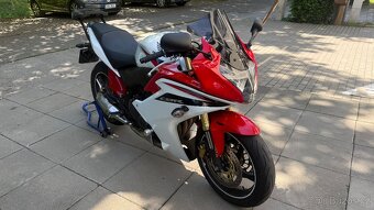Honda CBR600f - 5